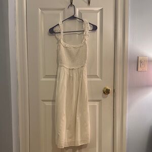 Elegant Cream Aritzia Dress